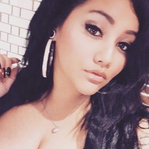 Meet your Posher, Janet